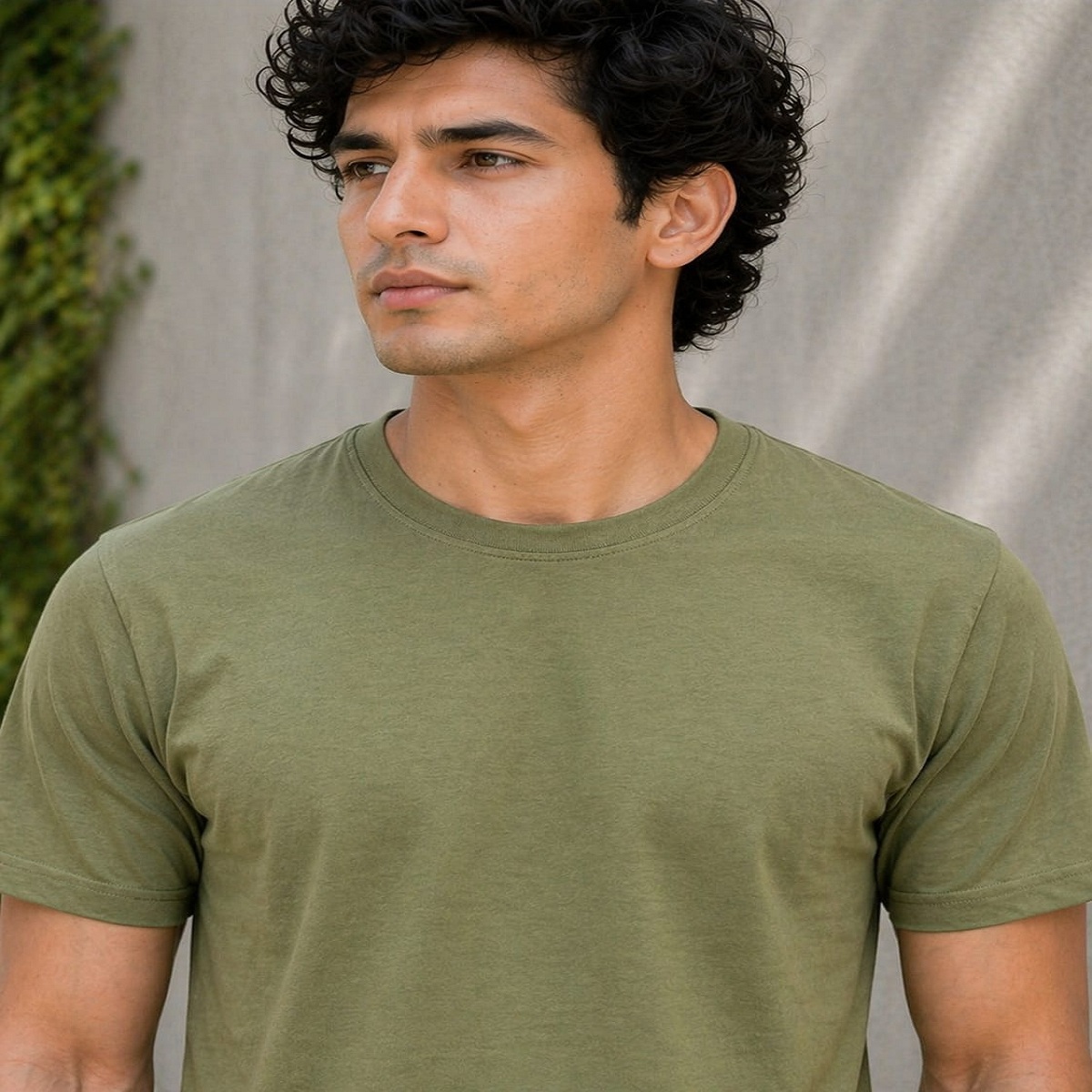 regular fit plain tee everyday wear